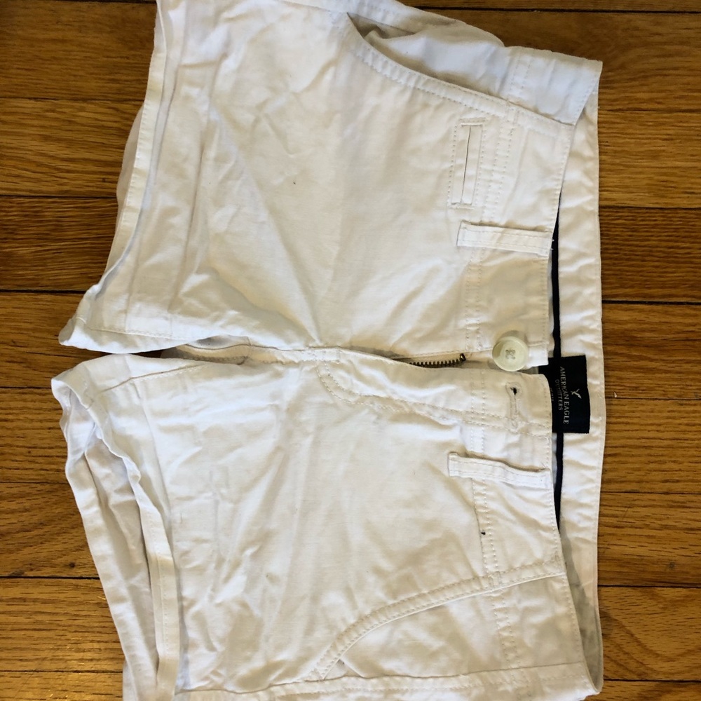 White American eagle shorts